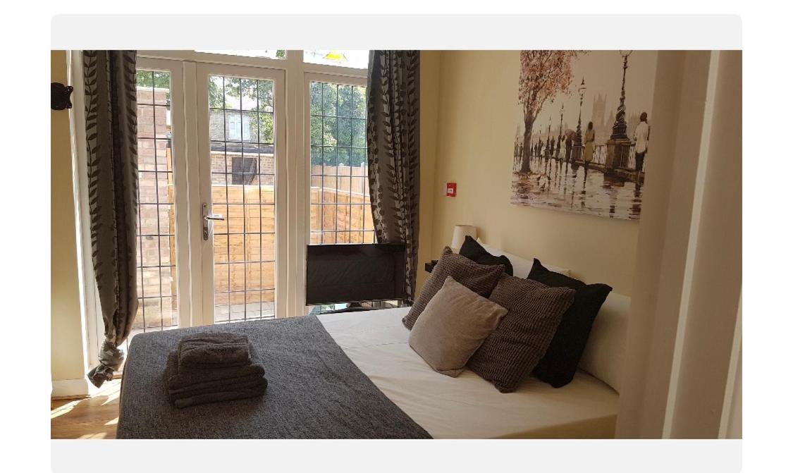 Anazing 2 - North East - Chingford Appartement