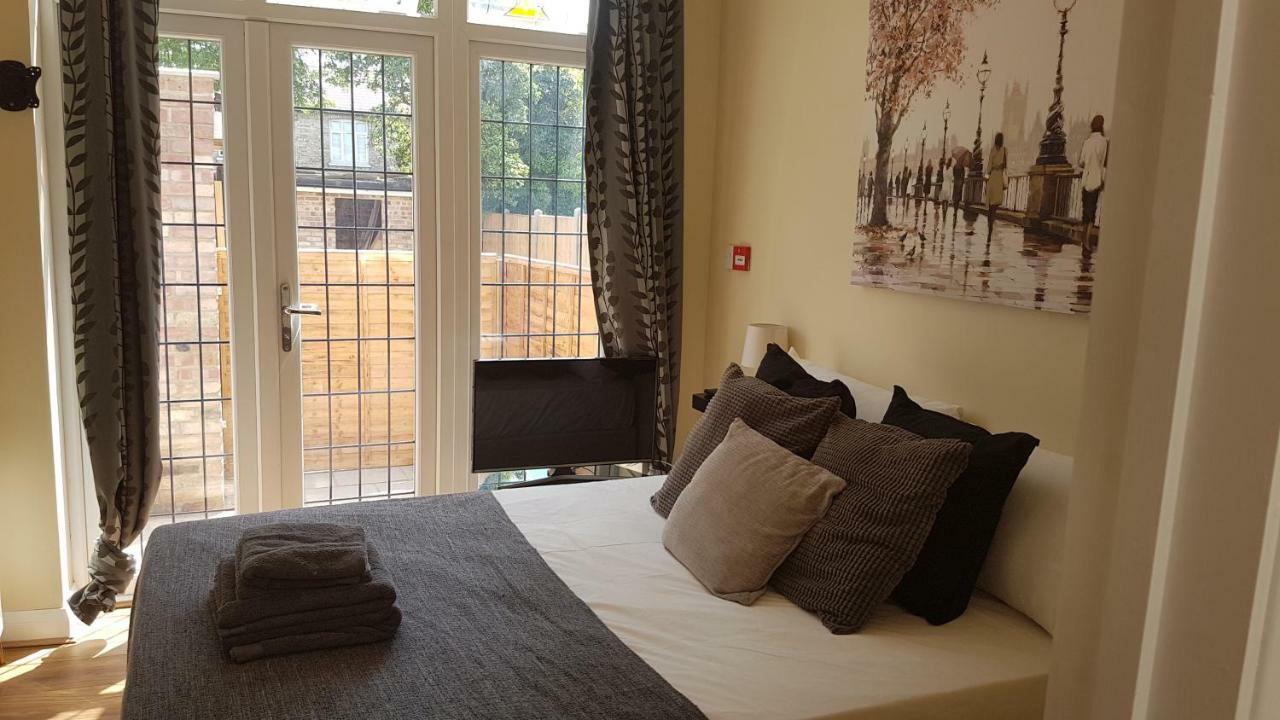 Appartement Anazing 2 - North East - Chingford Londen